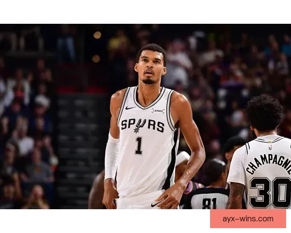 老里弗斯称文班亚马改变对手战术 马刺后卫线实力居联盟前列 老里弗斯称文班亚马改变对手战术 马刺后卫线实力居联盟前列